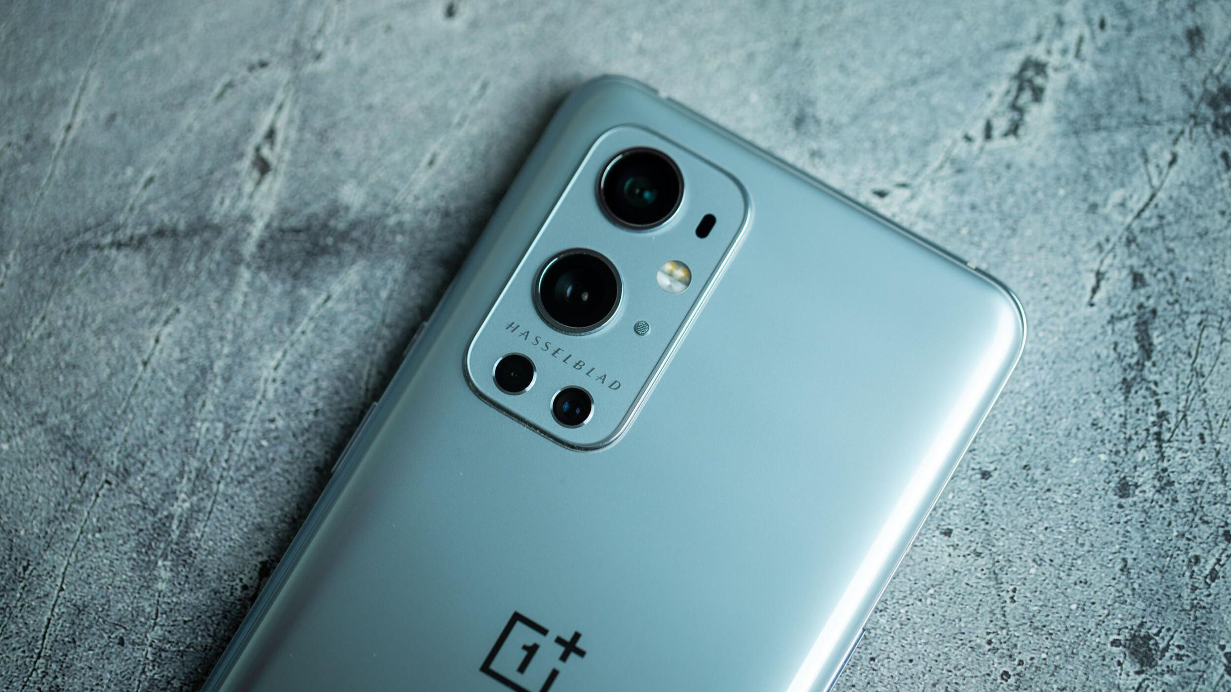 ONEPLUS 9 The OnePlus 9 and 9 Pro are Android-based smartphones manufactured by OnePlus, unveiled on March 23, 2021. The phones feature upgraded cameras in part...